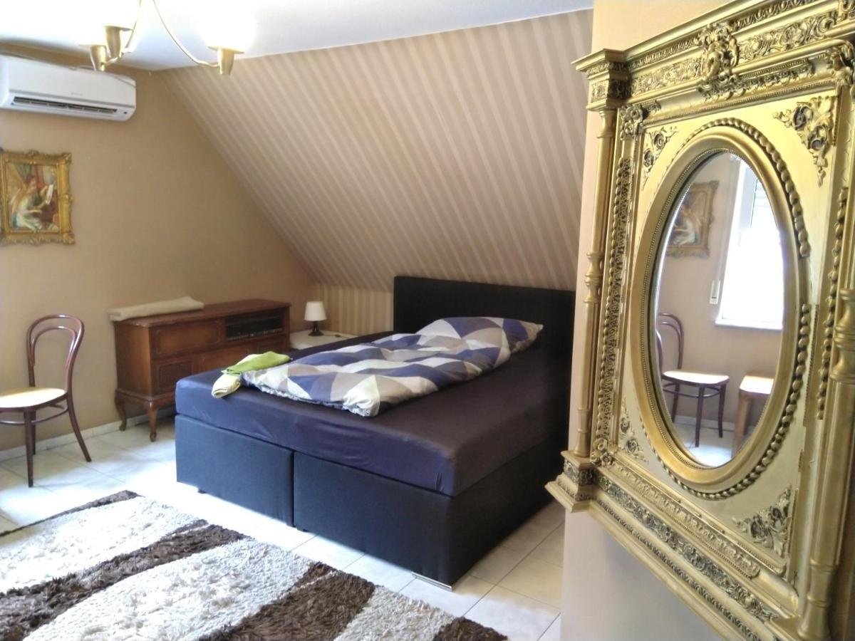 White House 'Privatzimmer' MHG Exterior foto